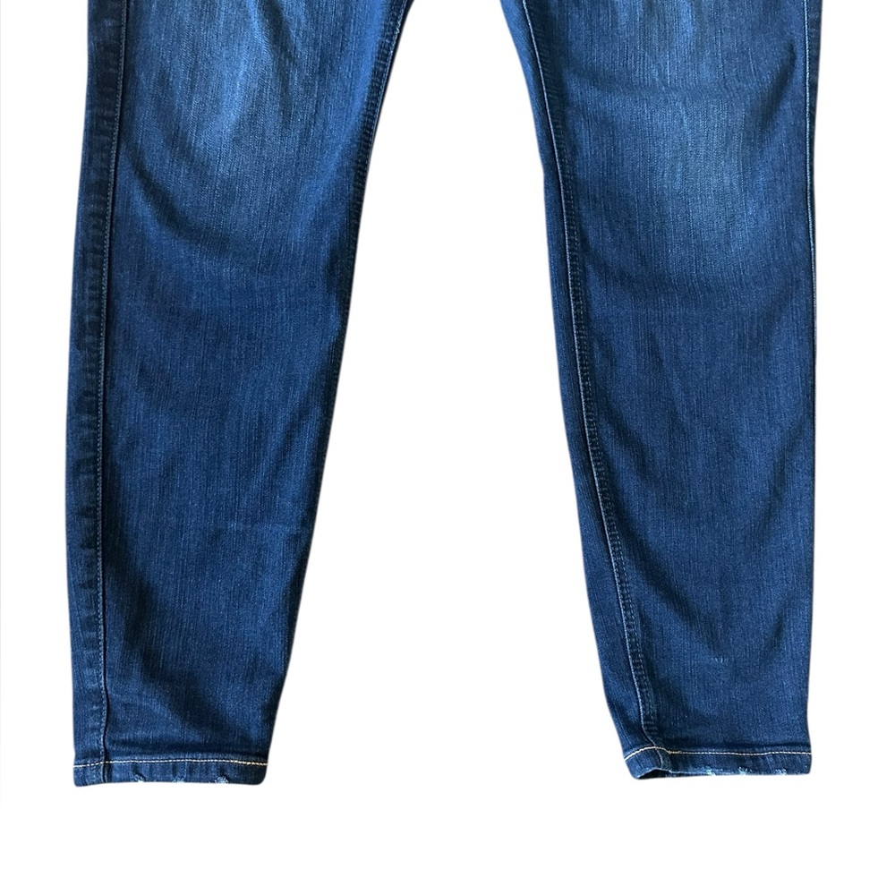 TORRID #FeelTheFit Bombshell Skinny dark wash stretch jeans size 20 Tall - Picture 3 of 8